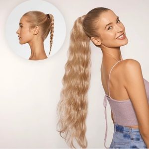 Insert Name Here “Sharon” 28” Ponytail Extension – Sandy Blonde